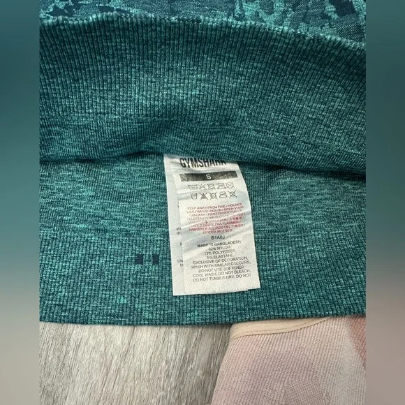 Gymshark Sports Bra Green Seamless Size Small - Picture 4 of 4